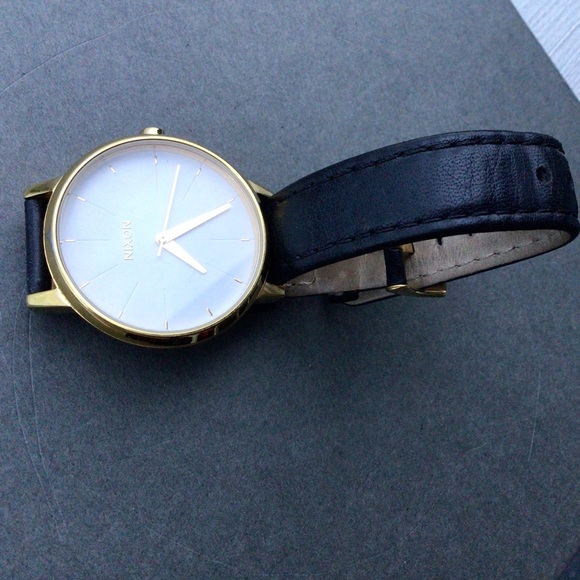Nixon Movin’ Out The Kensington Gold Watch Case Black Leather Strap main image 8